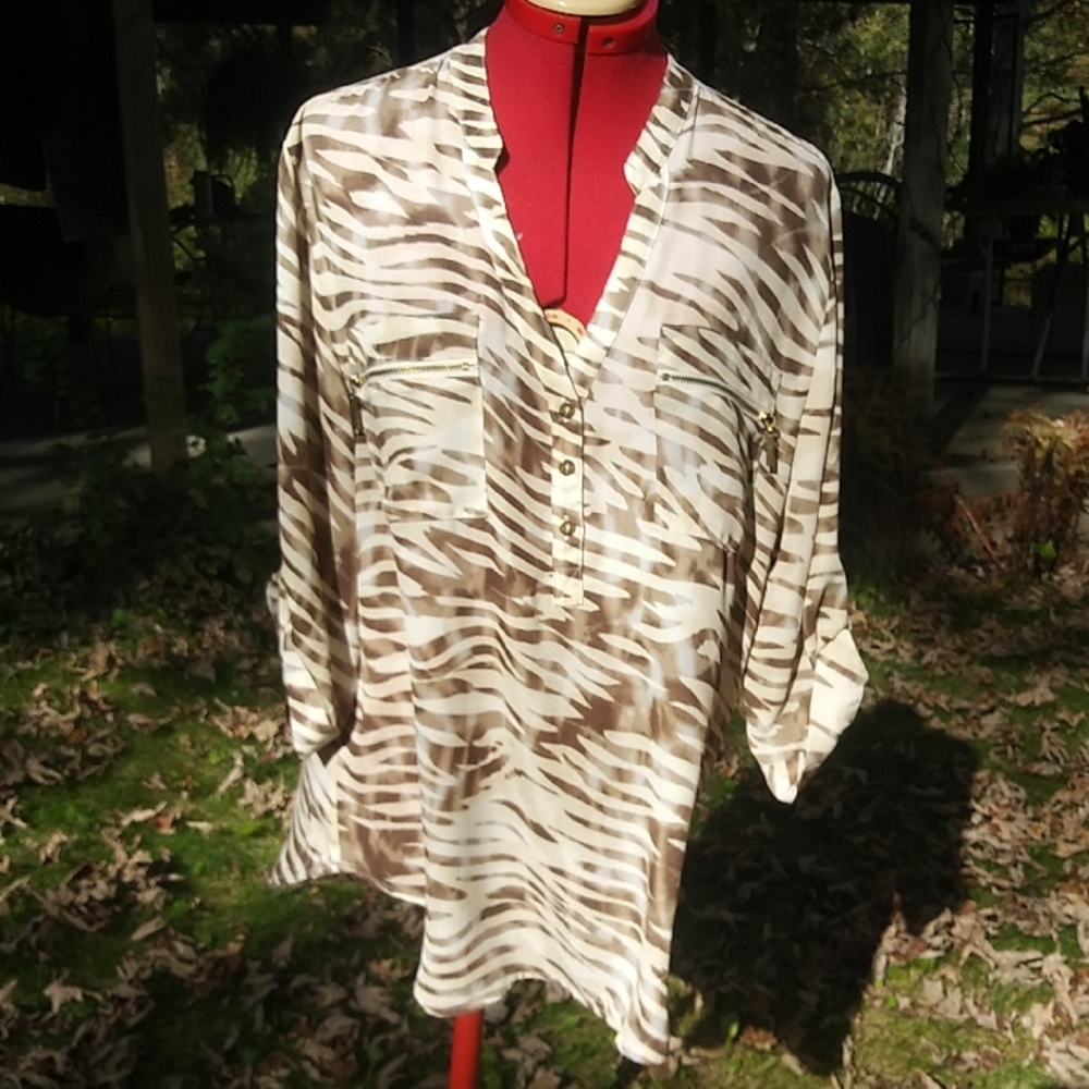 GUESS Animal Print pullover Zebra Blouse